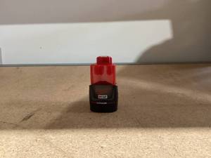 lot 478 image: Milwaukee 48-11-2420 M12 REDLITHIUM 2.0 Compact Battery