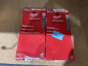 lot 479 image: LOT OF 2 48-39-0539 for Milwaukee 35-38-Inch 24-TPI Compact Portable Band Saw Blade