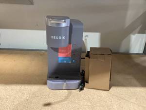 lot 488 image: Keurig K-Iced Essentials Gray Iced and Hot Single-Serve K-Cup Pod Coffee Maker