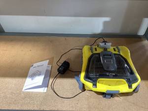 lot 398 image: Cordless Robotic Pool Cleaner - Hands-Free Vacuum Cleaner