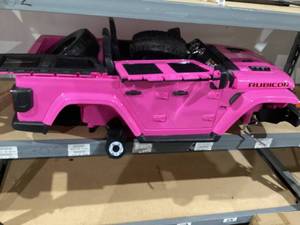 lot 192 image: 12V Jeep Gladiator Rubicon Battery Powered Ride-on by Hyper Toys, 2-Seater