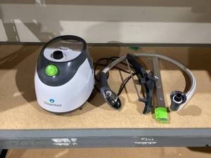 lot 603 image: SF-567 Full-Size Garment Steamer, Upright Fabric Steamer