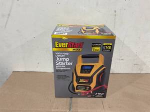 lot 254 image: EverStart 1600 Amp Lithium Jump Starter with Air Compressor