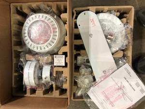 Hugger 52 in. LED Indoor White Ceiling Fan with Light Kit     Customer Returns See Pictures