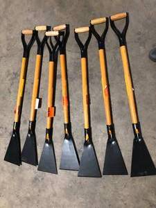 Lot of DEWALT 32 in. Carbon Steel Blade Ice Scraper Customer Returns See Pictures