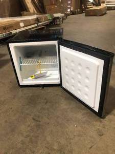 lot 9 image: Whynter 1.1 cu. ft. Energy Star Mini Upright Freezer with Lock - Stainless Steel  Customer Returns See Pictures