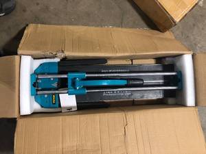 lot 42 image: VEVOR 24 in. Manual Tile Cutter Double Rails Tile Cutter WAlloy Cutting Wheel for Porcelain and Ceramic Tiles Customer Returns See Pictures