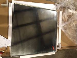 lot 27 image: Home Decor Square Mirror Customer Returns See Pictures