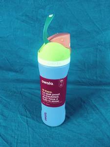 lot 111 image: New Blue and Lime Green Owala 24oz FreeSip Stainless Steel Water Bottle