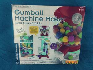 lot 137 image: New Thames & Kosmos Gumball Machine Maker Super Stunts & Tricks