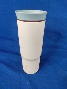 lot 151 image: New White Owala 24oz Stainless Steel Straw Tumbler No Straw