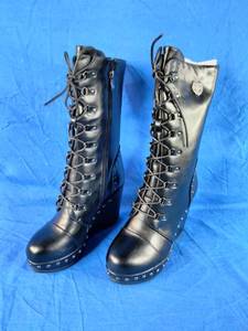 lot 160 image: Brand New Milwaukee Performance MBL9438 Womens Black Lace-Up Boot with Platform Wedge Size 9 Black $99.99 Retail
