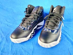 lot 163 image: Brand New Fila Mens MB Sneaker Size 11.5 Retail $95 Black
