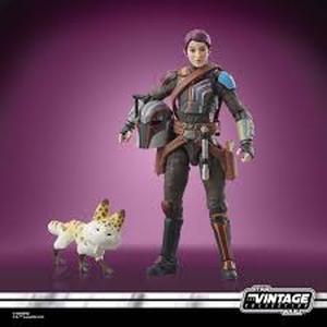 lot 196 image: Brand New Disney STAR WARS The Vintage Collection Sabine Wren, Ahsoka 3.75 Collectible Deluxe Action Figures.