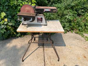lot 3 image: Craftsman 6x9-in. Belt and Disc Sander 6x48-in Belt, 2400 FPM 9-in. Disc, 3100 RPM 34 HP