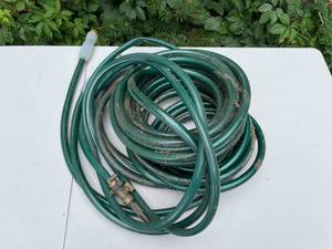 lot 26 image: Green Garden Hose
