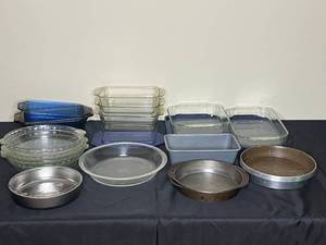 lot 68 image: Large Lot of Glass and Metal Baking Dishes. Great Condition. Includes Pyrex and Unbranded Items