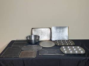 lot 72 image: Cupcake Baking Pans, Baking Sheet, Metal Mixing Bowl, Oven RacksStands
