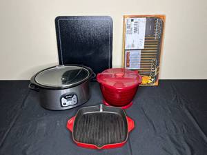 lot 101 image: Lot of Cookware Inc Lodge Logic Cast Iron Cookware & a Kenmore Crock Pot (untested)