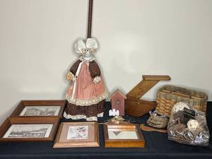 lot 110 image: VTG Home Decor Inc Framed Barn & Bird Scenes
