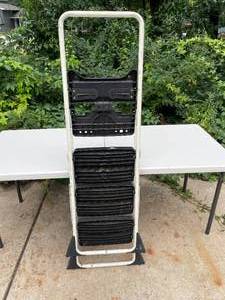 lot 37A image: Step Ladder