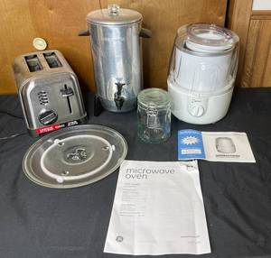 lot 187 image: Toaster, Electric Ice Cream Maker, Microwave Plate, Large Coffee Server