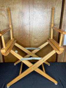 lot 197 image: Wooden Fold Up Chair (missing cloth pieces)