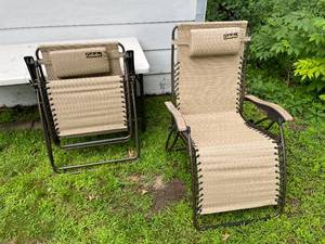 lot 132 image: Two Folding Full Length Lawn Chairs