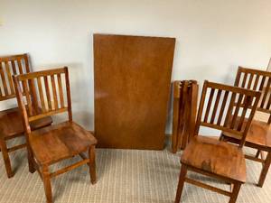lot 10 image: Table & Chairs