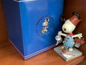lot 172 image: Peanuts on Parade Collection