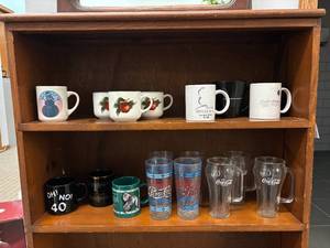 lot 188 image: Mug Collection