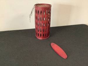 lot 102 image: Wind Chime