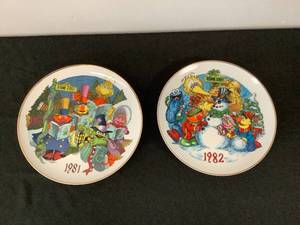 lot 112 image: Sesame Street Plates