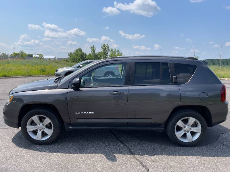 2017 Jeep Compass Sport - 4X4 - 2 OWNERS