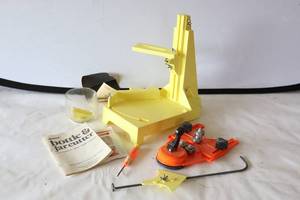 lot 442 image: Bottle and Jar Cutter, Drill-Bit Hole Guide