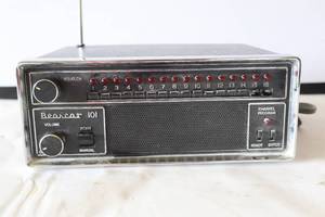lot 453 image: Bearcat 101 Receiver Model No. BC 101 wManual