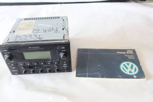 lot 456 image: Volkswagen Automobile AMFM Cassette CD In-Dash Player...