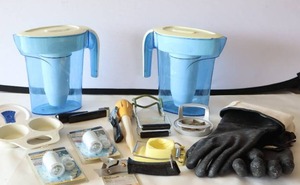lot 479 image: Cooking Essentials...Water Filtering Pitchers, Grilling Gloves ...