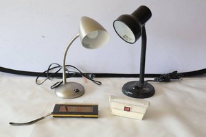 lot 488 image: Desktop Office Adjustable Lights Lamp Etc