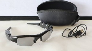 lot 502 image: Video Recording Sunglasses