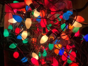 lot 533 image: Vintage Outdoor Christmas Bulb String Lights