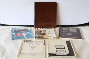 lot 566 image: Vintage Radio Shack Manual, Magazine, Catalog Etc
