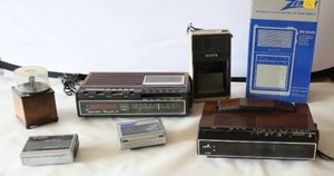 lot 589 image: Vintage Sears and Roebuck Metal Walkman Recorder, ZENITH Portable Handheld B&W Television TV UHFVHF 1985 Model BT044S