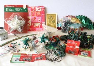 lot 627 image: Vintage Holiday Decor Christmas Lights Etc