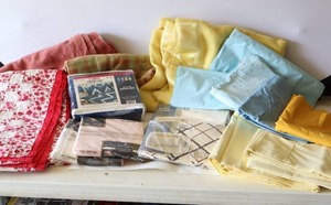 lot 640 image: Bedding NOS Etc