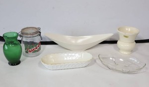 lot 668 image: Vintage Pottery Planters Bowl Vase Haeger USA Etc