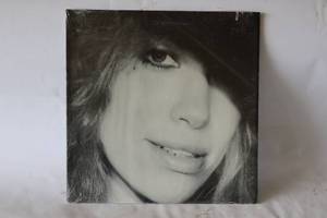 lot 364 image: Carly Simon Vengeance Rare Quality Vintage Vinyl Record Album