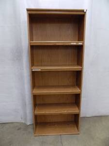 lot 2 image: Bookshelf  Storage with 4 adjustable Shelves