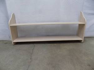lot 6 image: Wooden Wall Mounted Storage Shelf