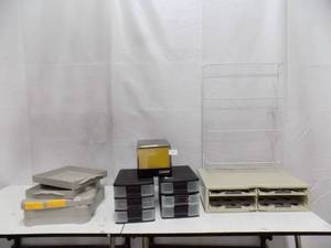 lot 14 image: Office Items